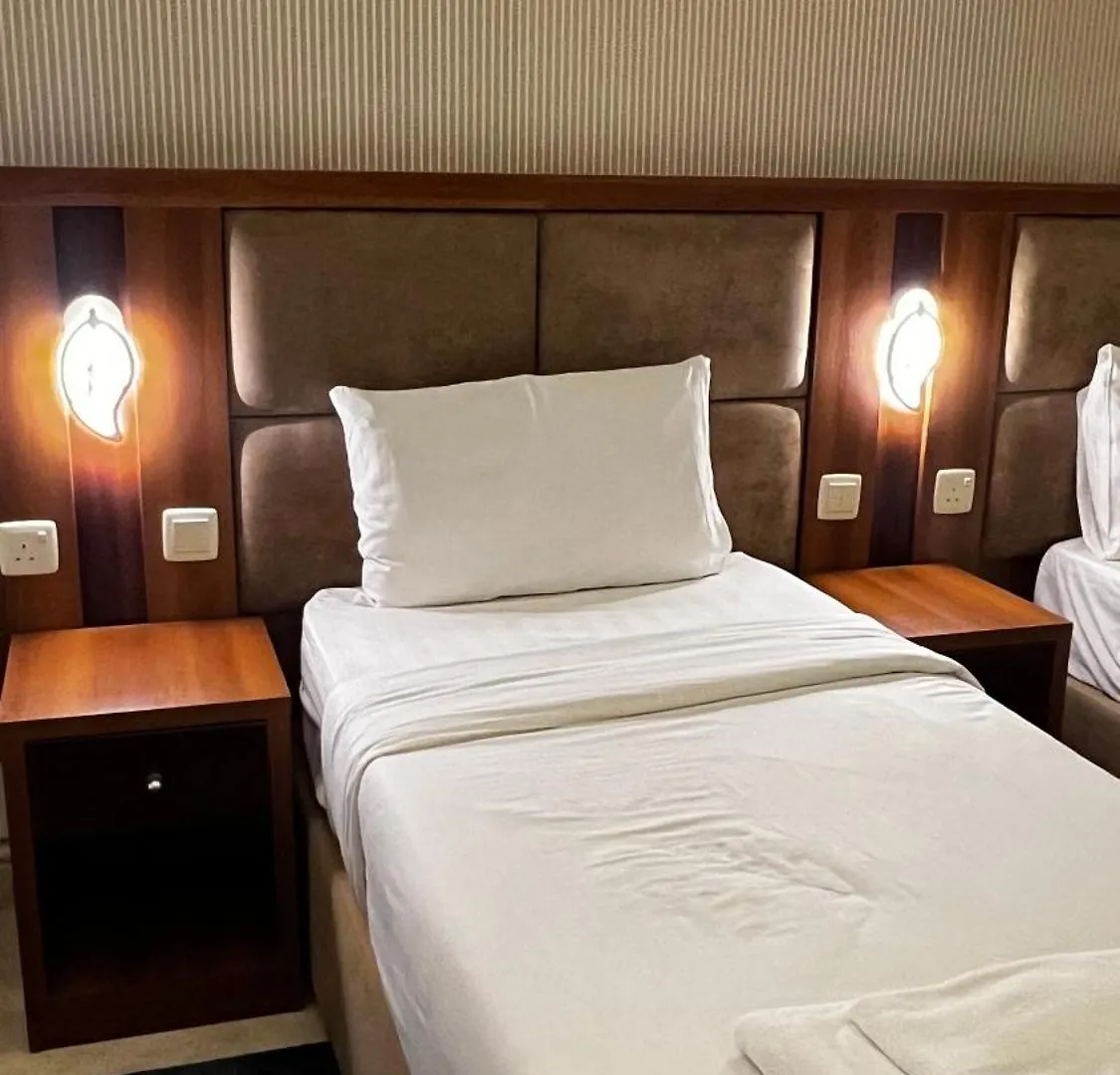 فندق ميزاب المقربين Mecca Hotel