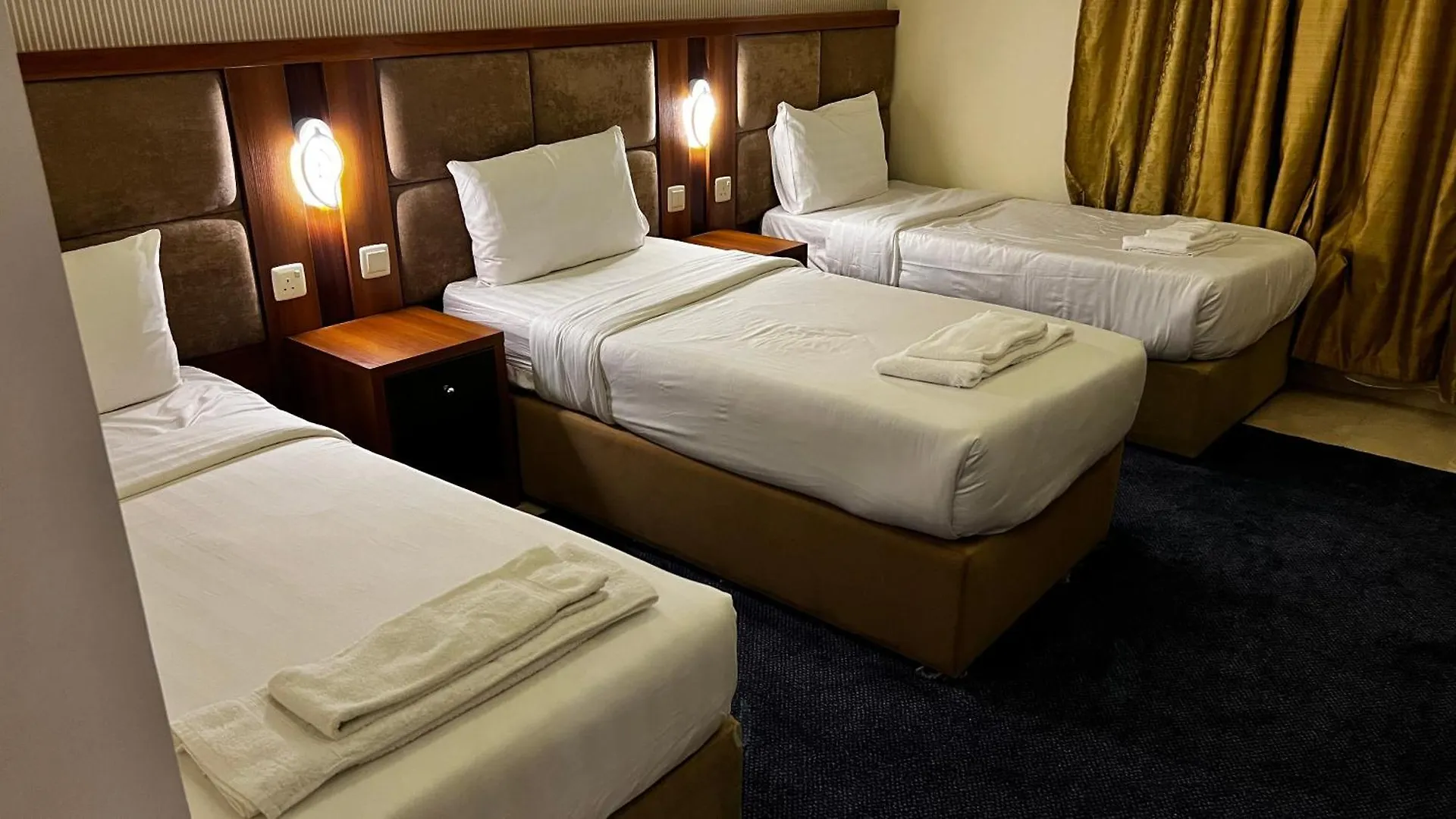 فندق ميزاب المقربين La Mecque Hotel